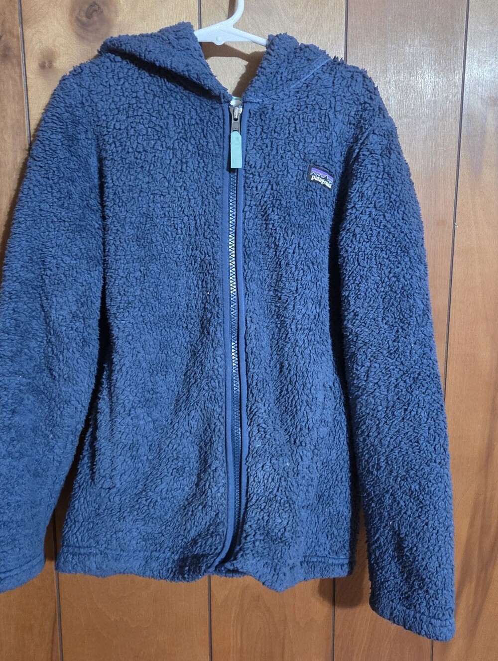 Girls Patagonia Los Gatos hoodie size medium